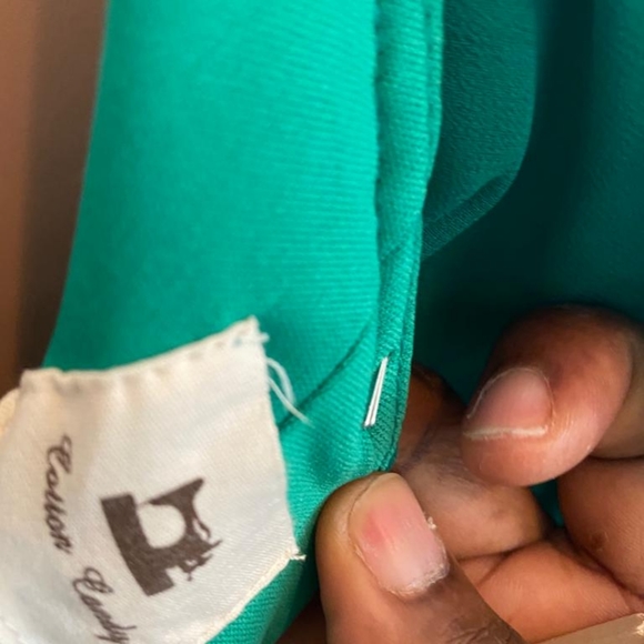 Sleeveless one shoulder dress - Picture 2 of 5